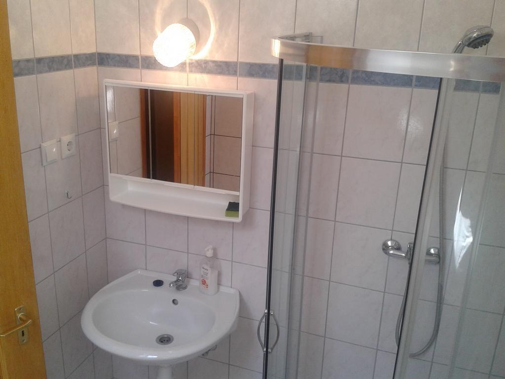 فندق Hajdúszoboszlóفي  Deak Vendeghaz Apartman المظهر الخارجي الصورة